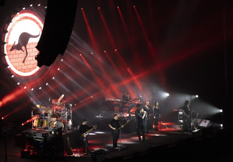 Expect blazing lasers and high-tech video animation when the Australian Pink Floyd Show brings its All That’s to Come tour.