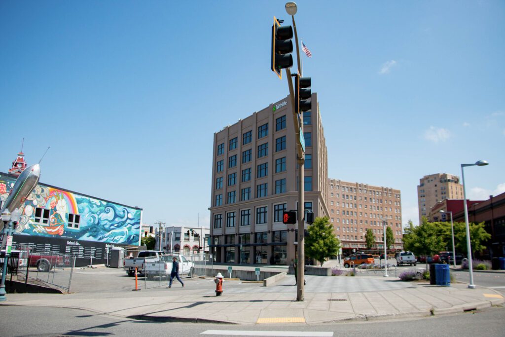 The corner of Prospect and West Holly street.