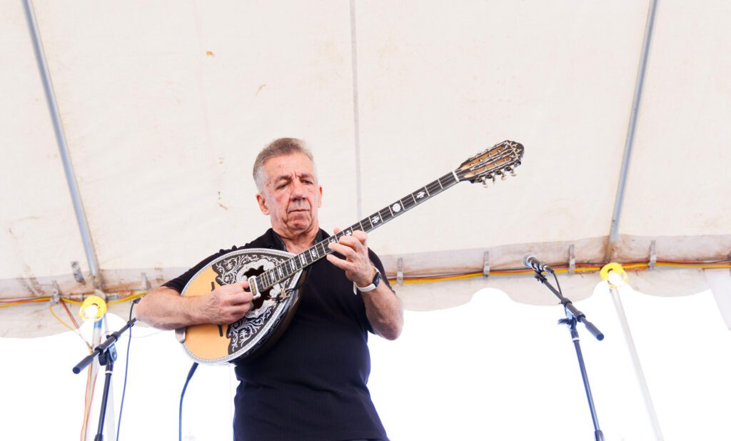 Yannis Sahamis plays the bouzouki.