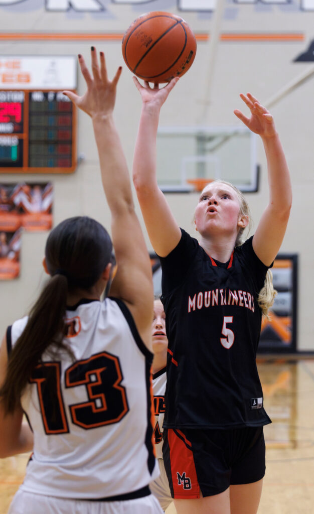 Mount Baker’s Reace Brown makes a shot.